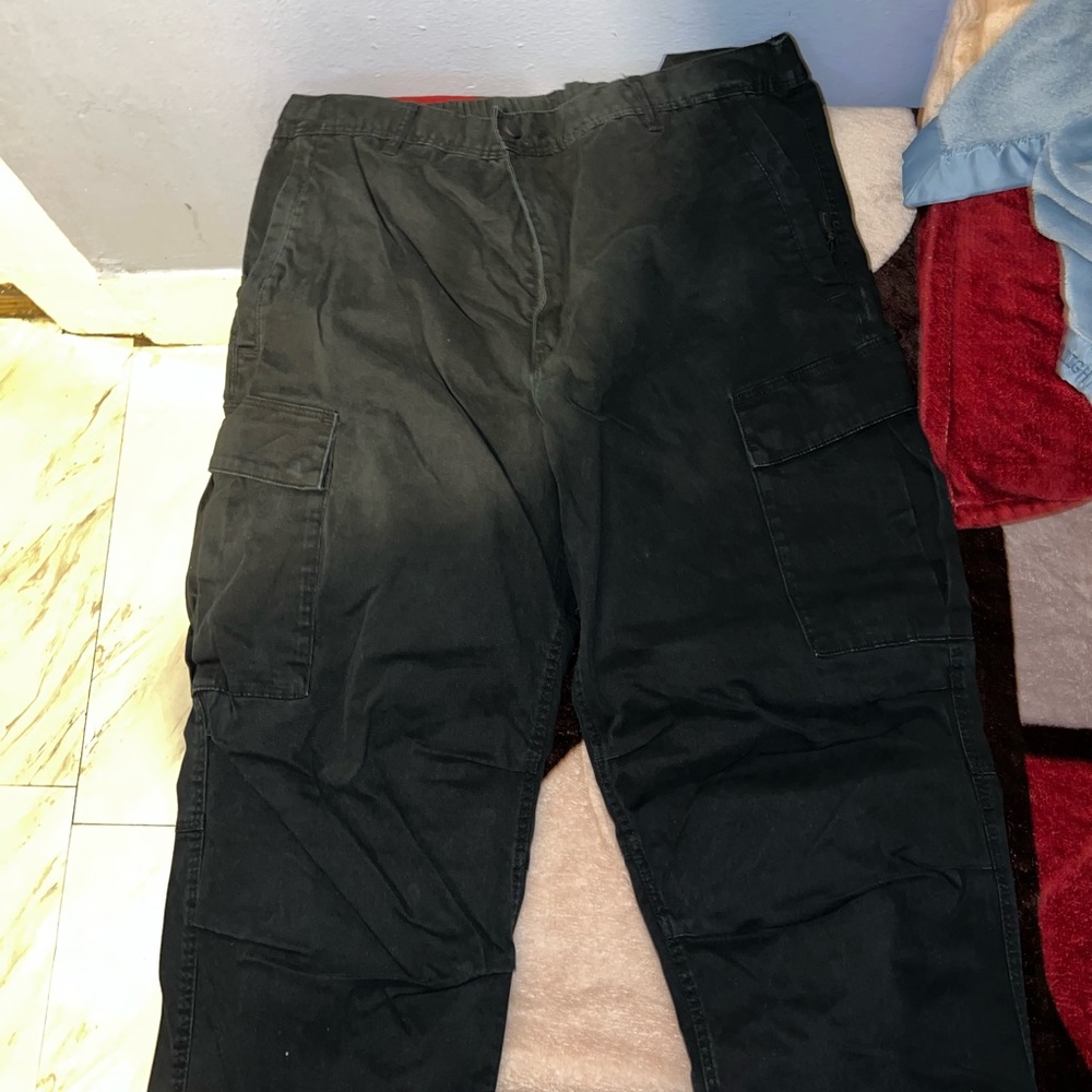 H&M cargos